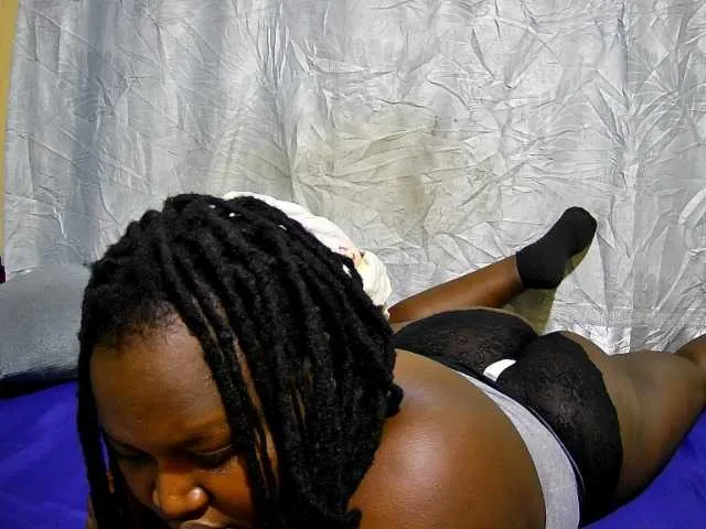 Milana555550 – webcam model profile photo Image 6