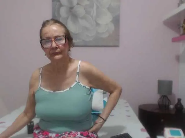 CindyCraw Image 18