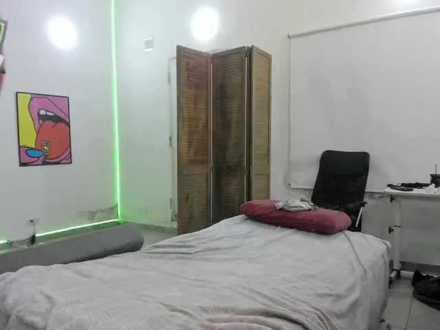 barbara_twerk – webcam model profile photo Image 3