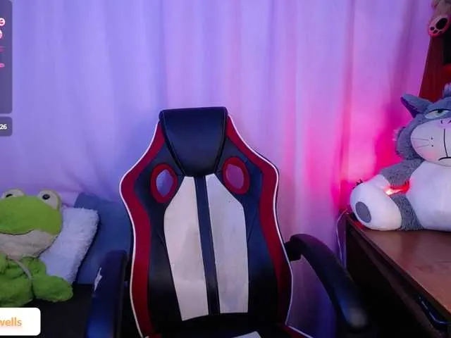 loracolins – webcam model profile photo Image 3