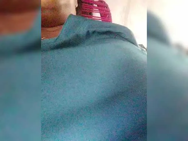 DvaBomja – webcam model profile photo Image 10