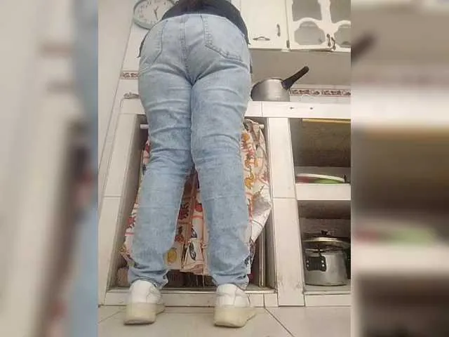 DvaBomja – webcam model profile photo Image 7