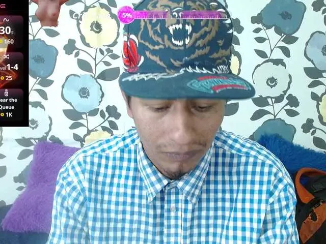 -The-sweet-couple- – webcam model profile photo Image 6