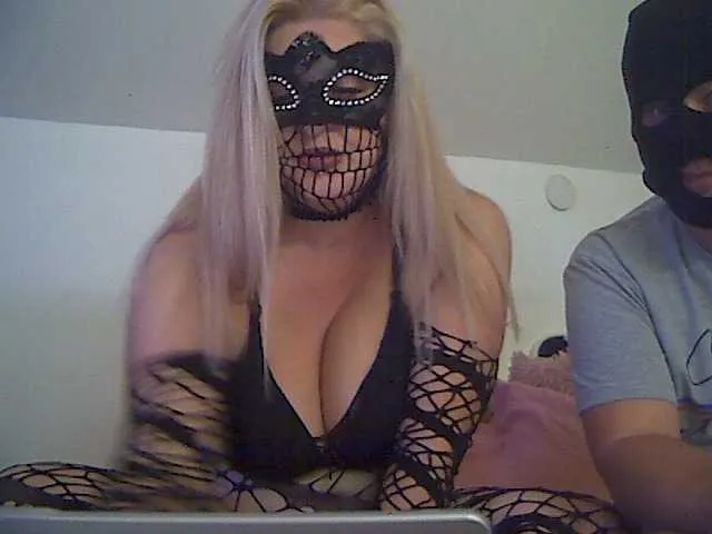 Valeriah – webcam model profile photo Image 7