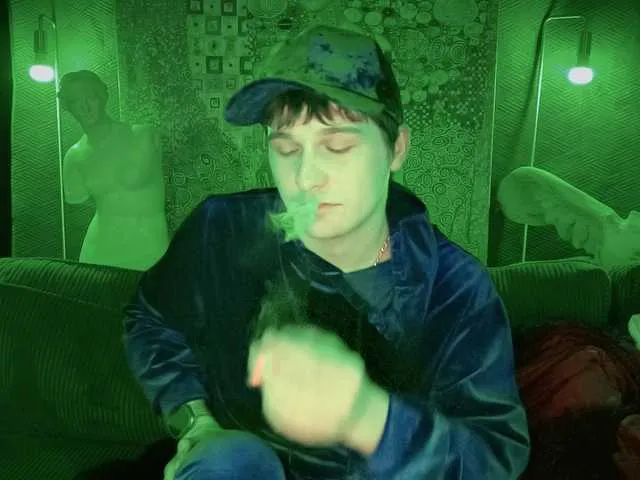 GeminiCode22 – webcam model profile photo Image 5