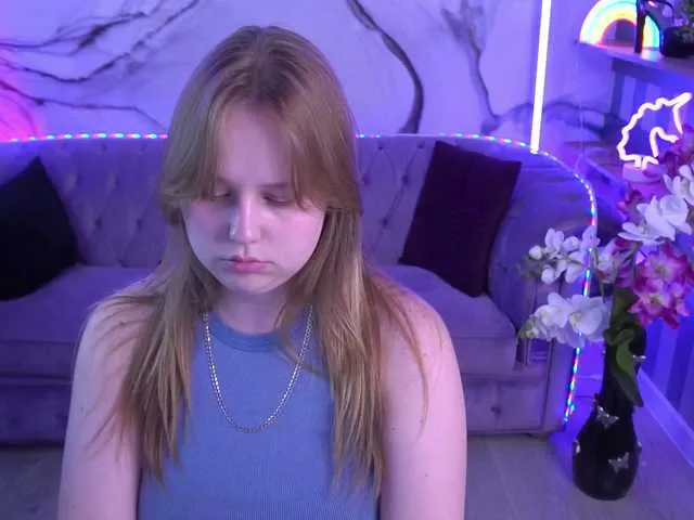 bunnydollstella – webcam model profile photo Image 12