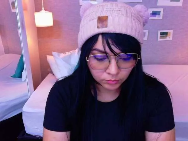 nathy_02 – webcam model profile photo Image 11