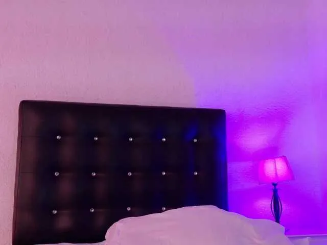 nathy_02 – webcam model profile photo Image 19