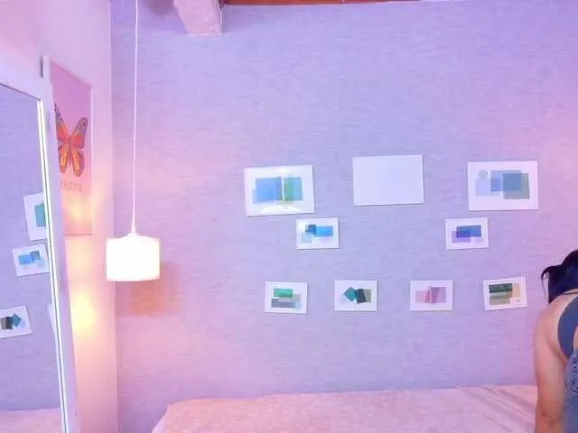 nathy_02 – webcam model profile photo Image 5