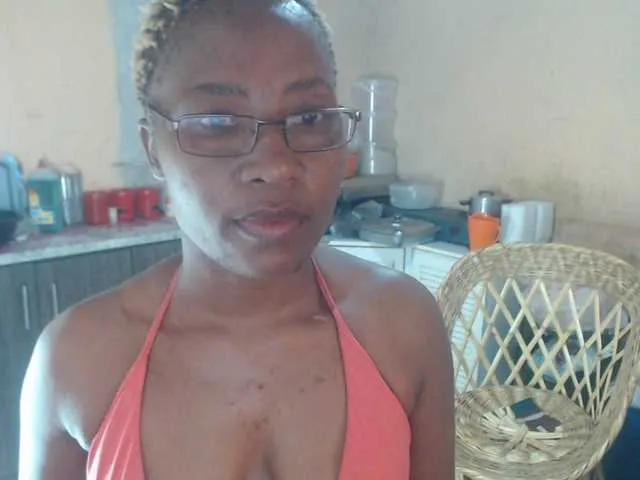 Sonya-reallsugar – webcam model profile photo Image 6