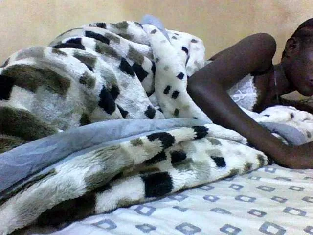 thewizardli – webcam model profile photo Image 2