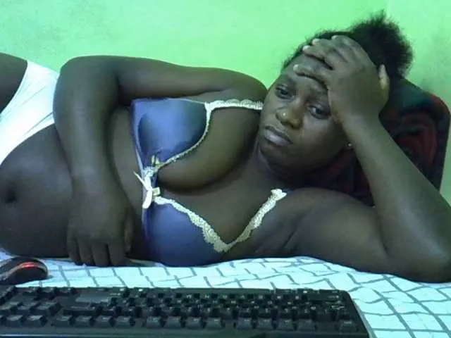 april_ebony18_ – webcam model profile photo Image 11
