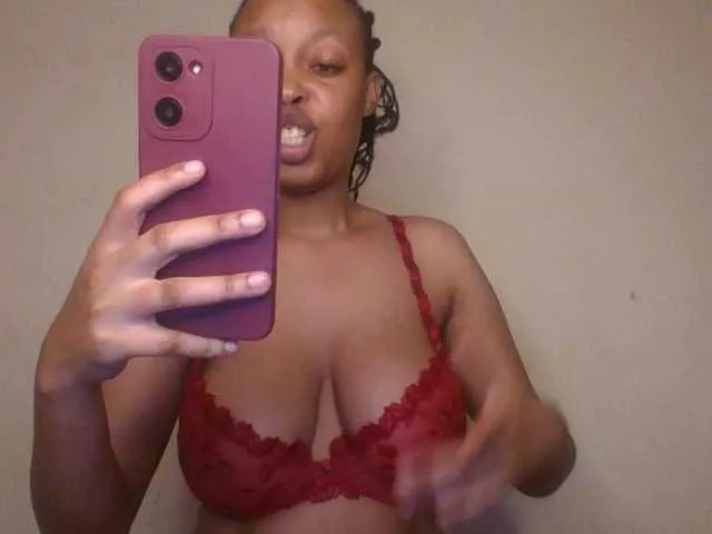 babyhuelix – webcam model profile photo Image 11