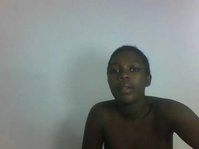 sarah_haggai – webcam model profile photo Image 12