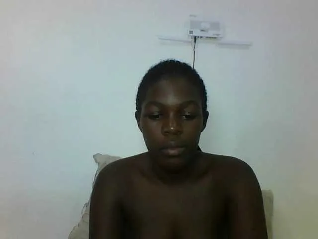 sarah_haggai – webcam model profile photo Image 8