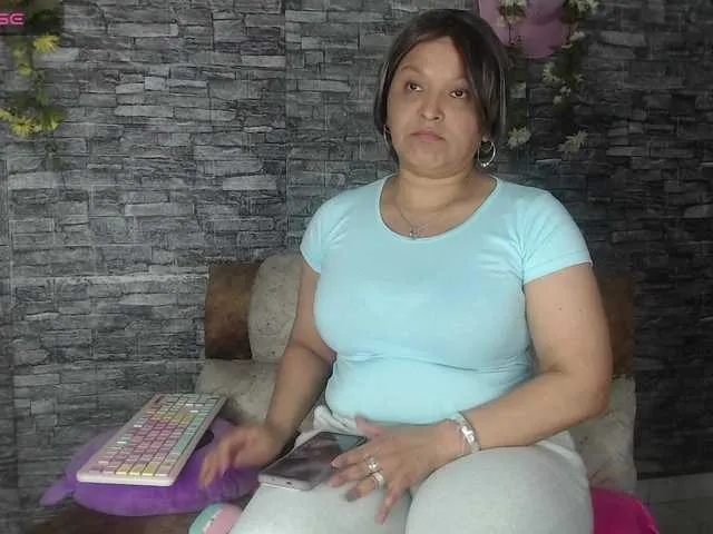 jskchwkdbcn – webcam model profile photo Image 17