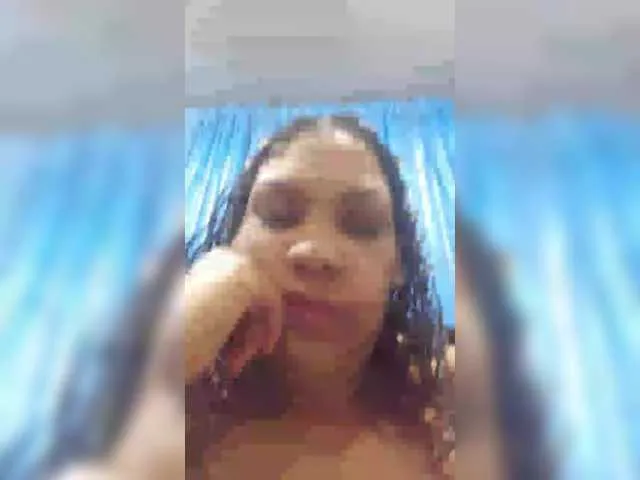 matildamoist – webcam model profile photo Image 7