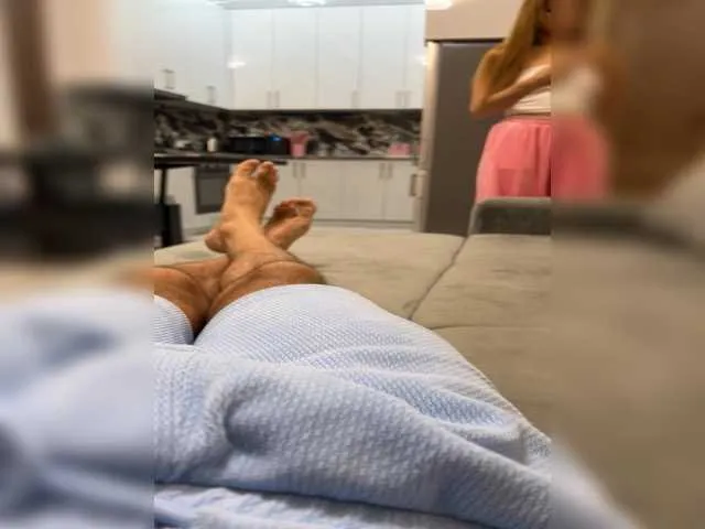 krissone – webcam model profile photo Image 7