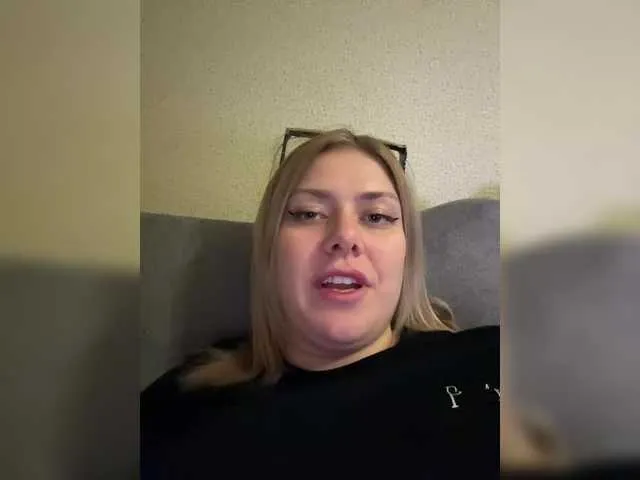 twofiresouls – webcam model profile photo Image 2