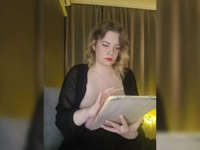 sweetmellowx1 – webcam model profile photo Image 12