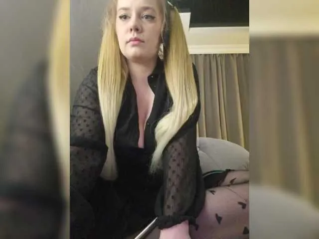 sweetmellowx1 – webcam model profile photo Image 6