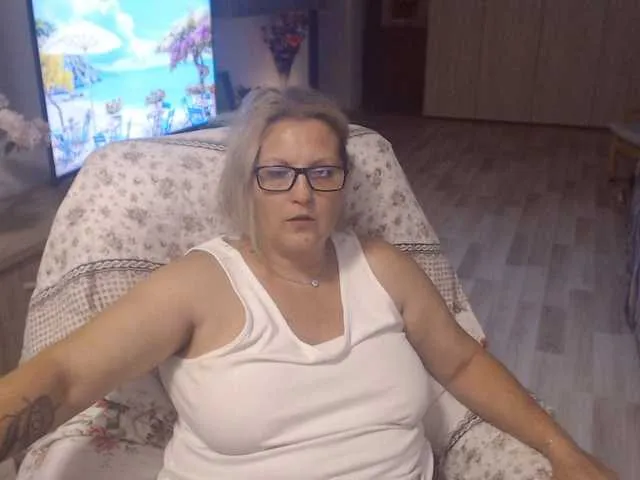 DivineBlond Image 7