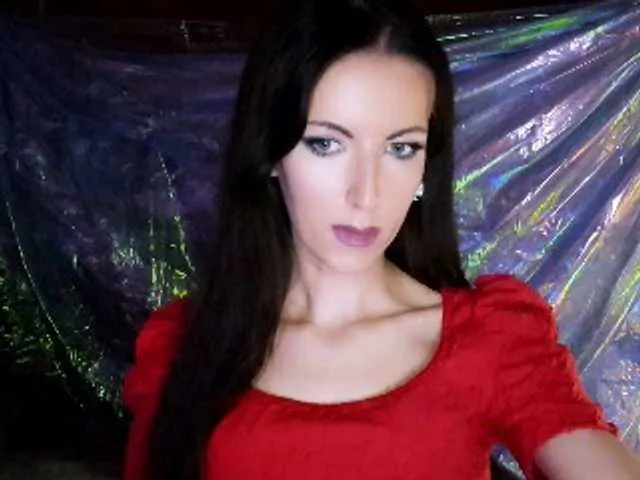 your_dolls – webcam model profile photo Image 3