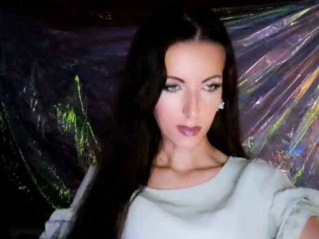 your_dolls – webcam model profile photo Image 4