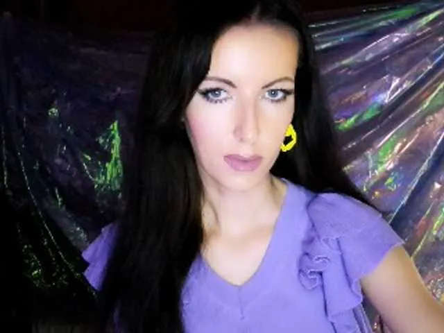 your_dolls – webcam model profile photo Image 6