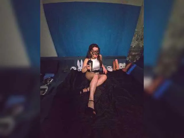 korinaluvv – webcam model profile photo Image 2