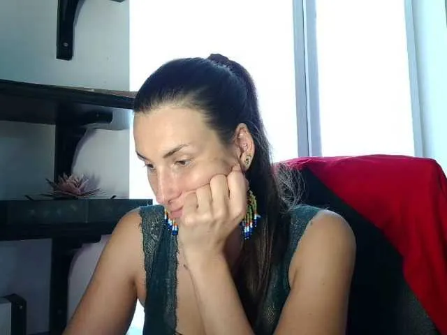 peachbrii – webcam model profile photo Image 2