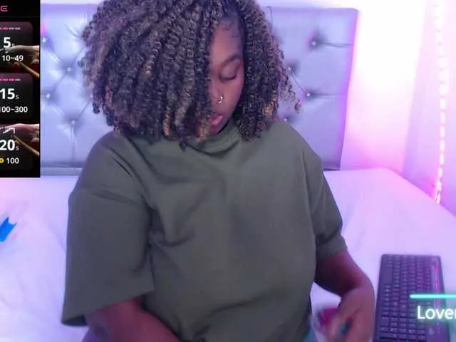 ebony-NeighborMoans – webcam model profile photo