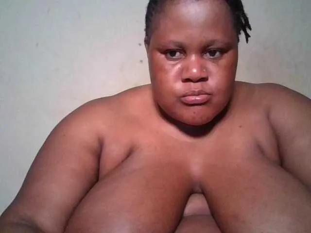 Cat-Bars69 – webcam model profile photo Image 7