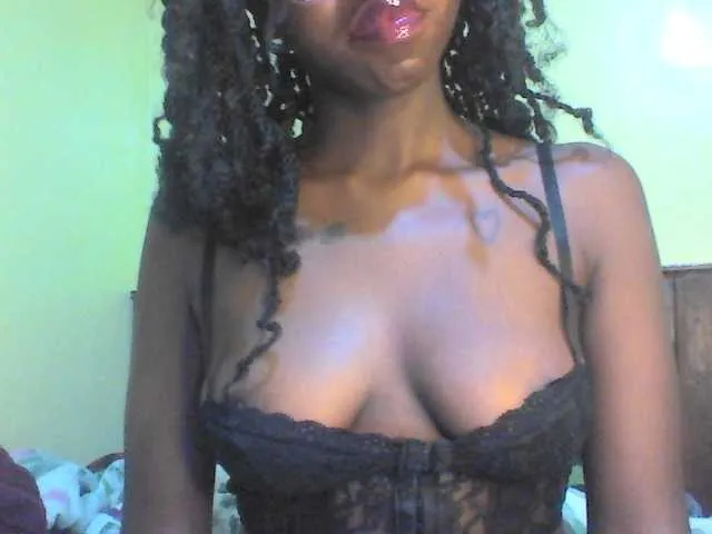 bigclit_luisa – webcam model profile photo Image 7
