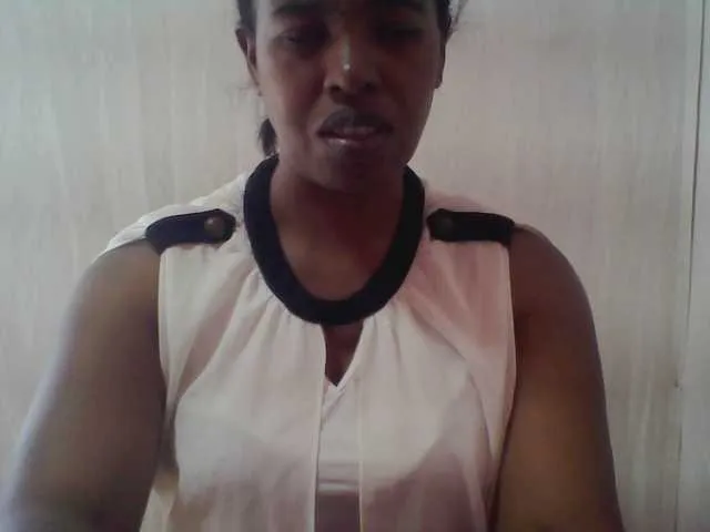 EvaEllis – webcam model profile photo Image 2