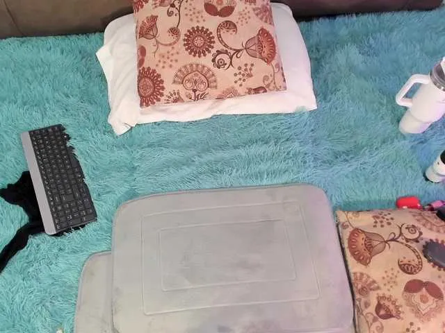 Anallovess – webcam model profile photo Image 3