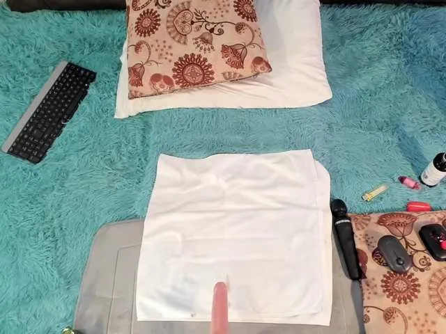 Anallovess – webcam model profile photo Image 6