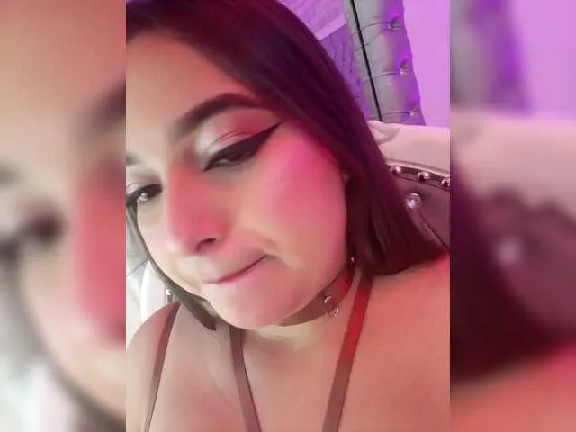 Ellidi – webcam model profile photo Image 17