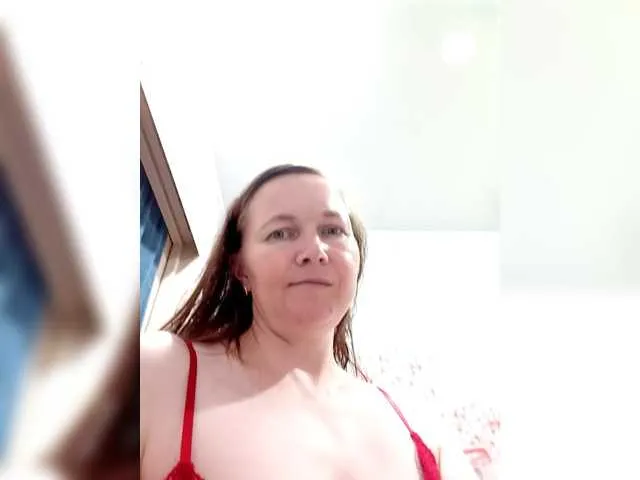 millemimi – webcam model profile photo Image 15