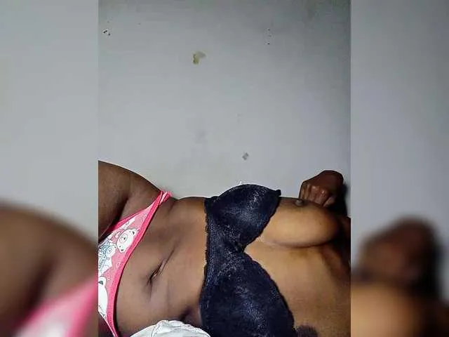 _missperfection_ – webcam model profile photo Image 14