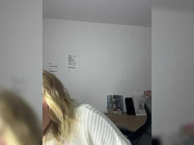 SquirtalPussy – webcam model profile photo Image 18