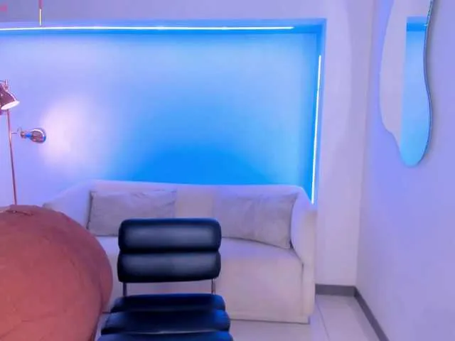 bunnydollstella – webcam model profile photo Image 12