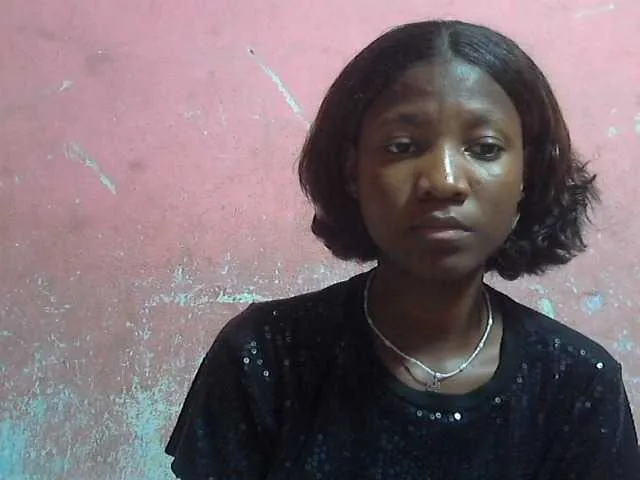 Elizahhh – webcam model profile photo