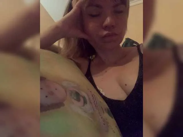 Ella-Pearlie's Thumb Image
