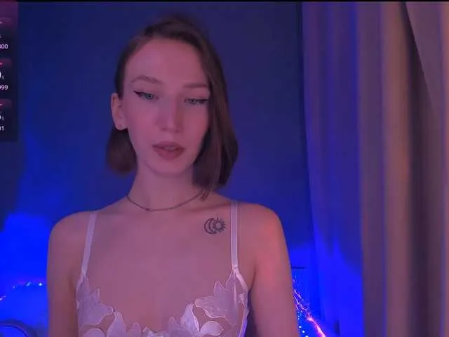 Naughty-Mailey – webcam model profile photo Image 2