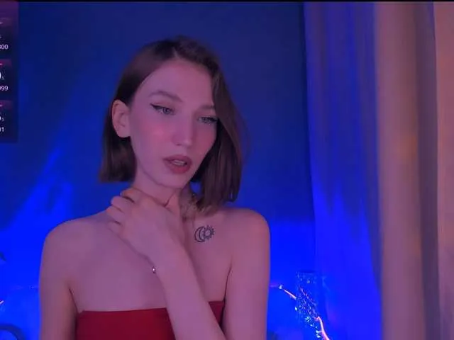 Naughty-Mailey – webcam model profile photo Image 8