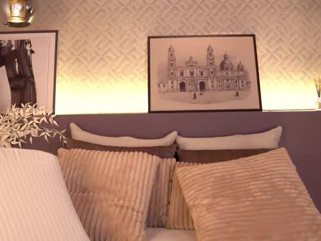 ftmslut224 – webcam model profile photo Image 3