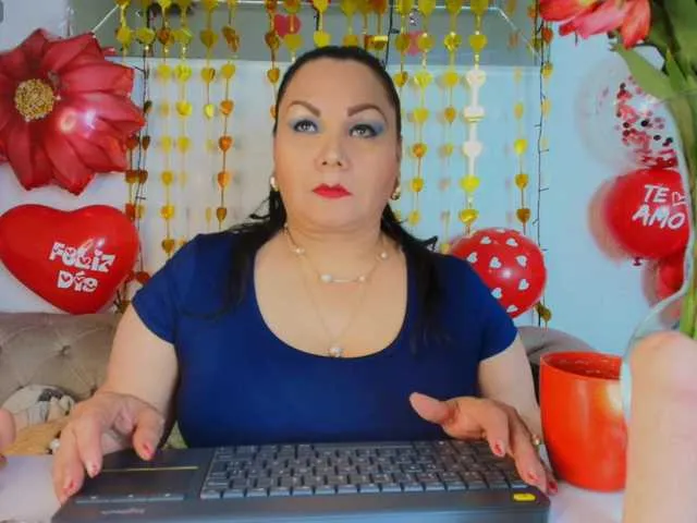 Laranya – webcam model profile photo Image 16