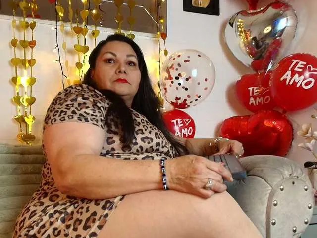 Laranya – webcam model profile photo Image 17