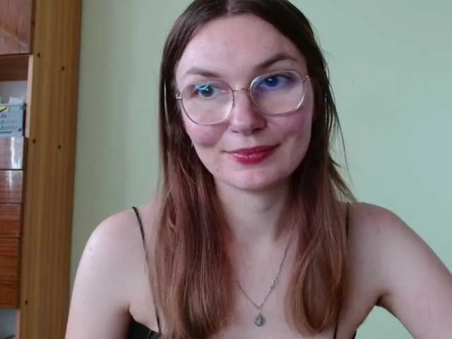 glossybabe_ – webcam model profile photo Image 10